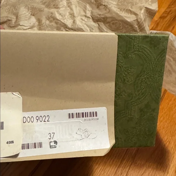 Gucci Women's Blondie Heels with Gold GG 🌟 - Picture 6 of 6